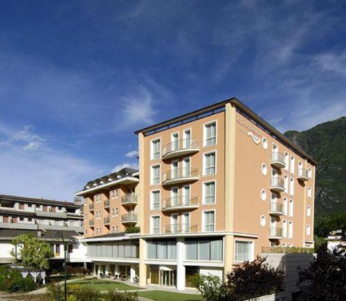Rizzi Aquacharme Hotel & Spa Boario Terme المظهر الخارجي الصورة
